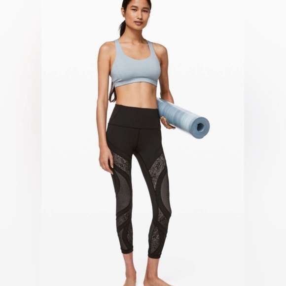 Lululemon Wunder Under High-Rise Tight 25" *Black Lace - Picture 2 of 7